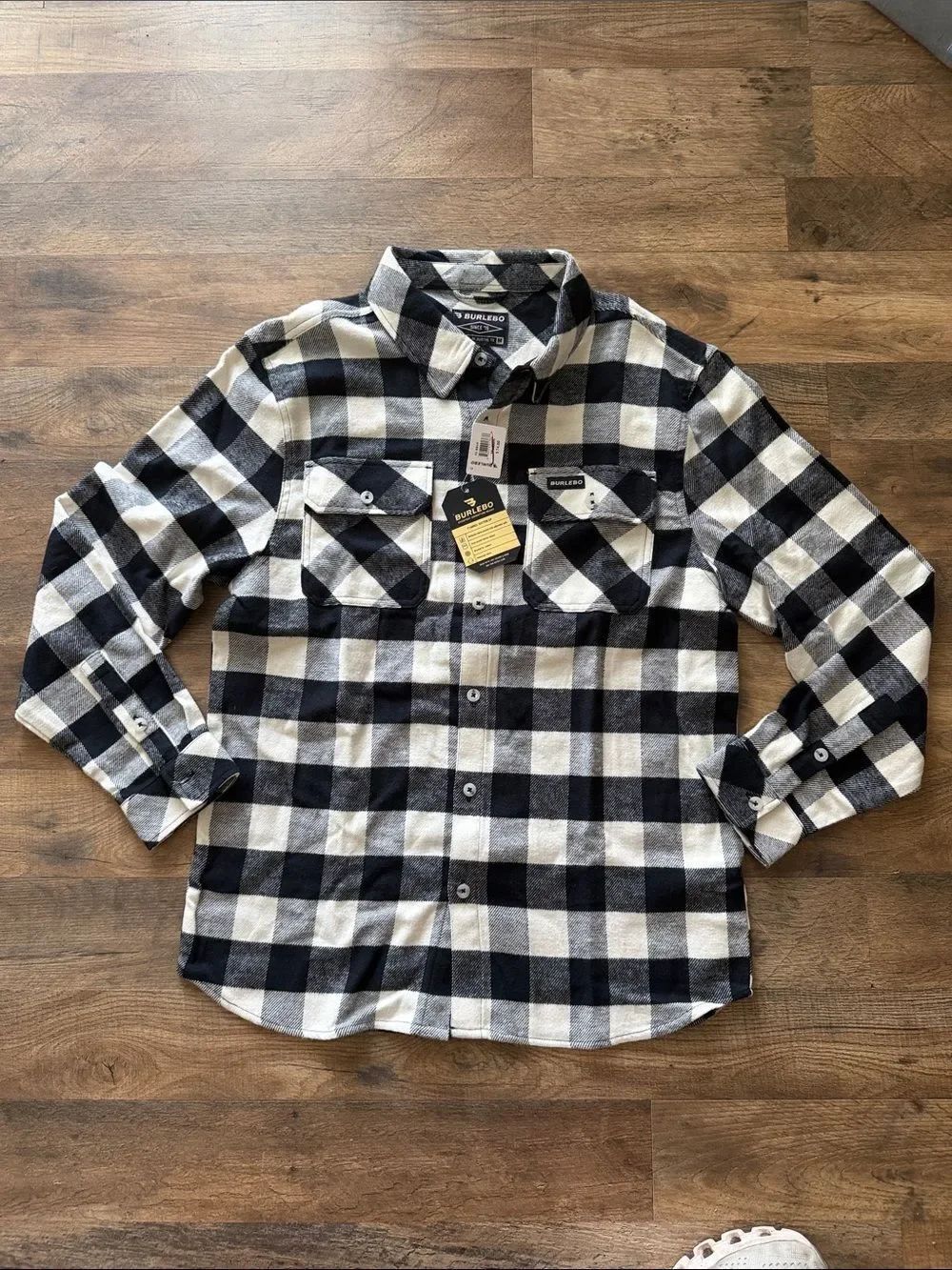 Burlebo flannel long sleeve button down plaid shirt